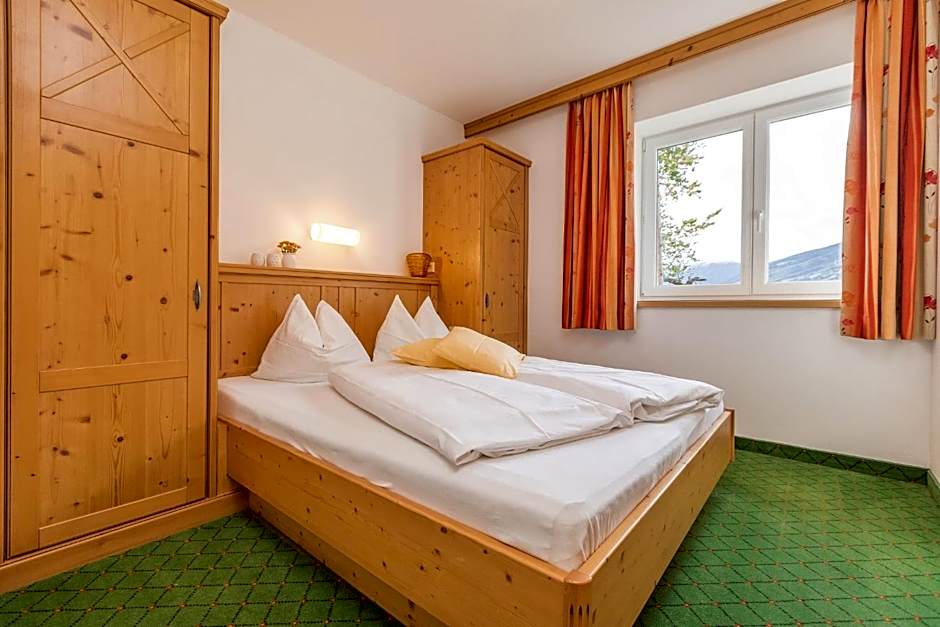 Alpenhof Apartments