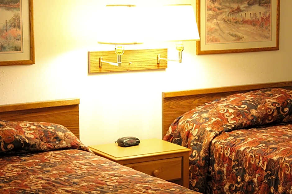 Rodeway Inn Gateway to Medora T-Roosevelt & Makoshika State Park