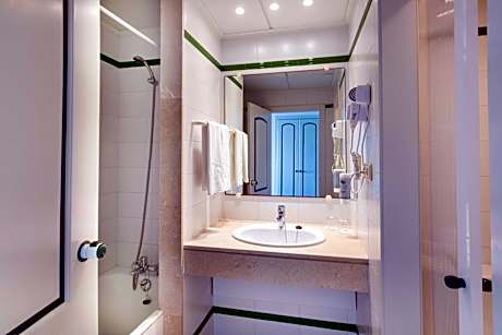 DOUBLE SEA VIEW  WITH TERRACE 2 ADULTS + 1 CHILD