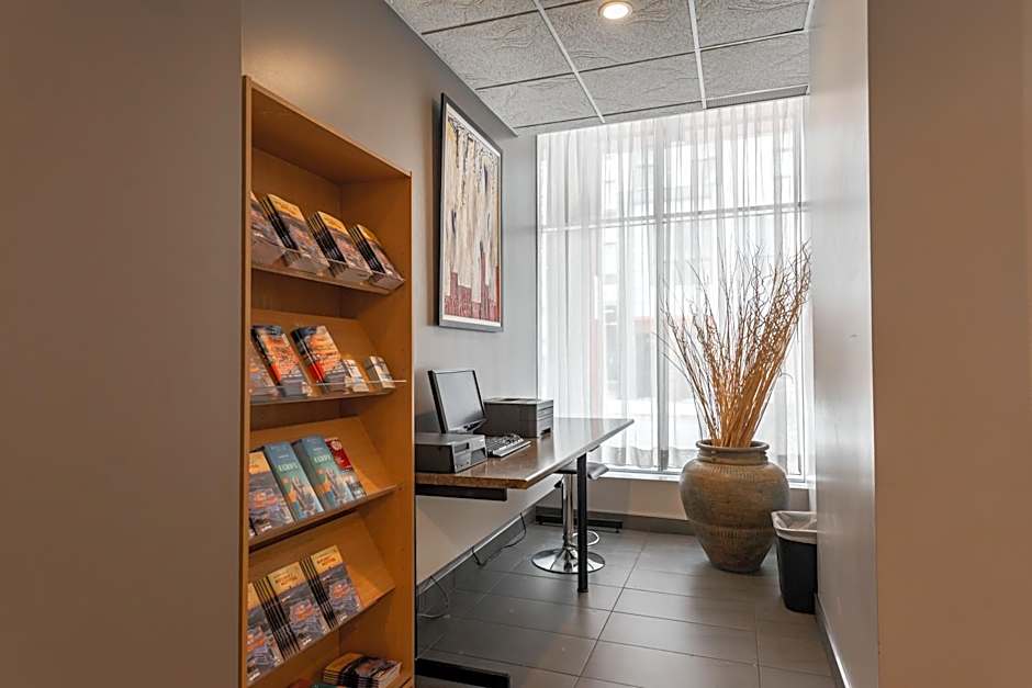 Hotel Les Suites Labelle