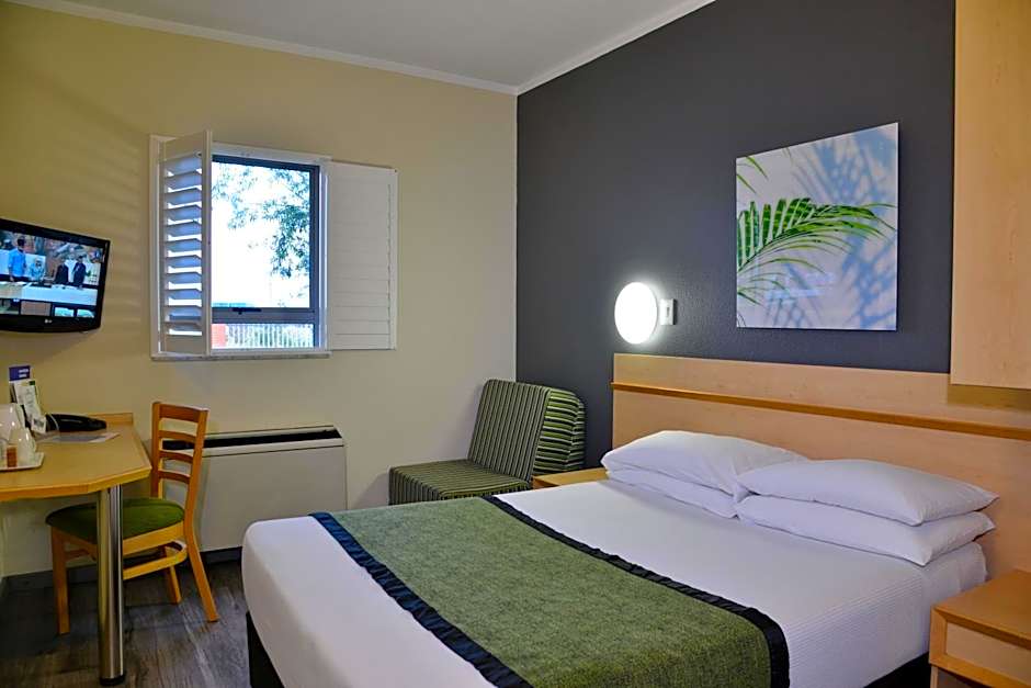 Road Lodge Southgate