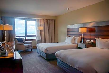 Premium Twin Room with View - Non-Smoking