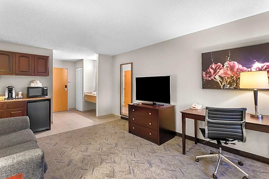 Best Western Oswego Hotel