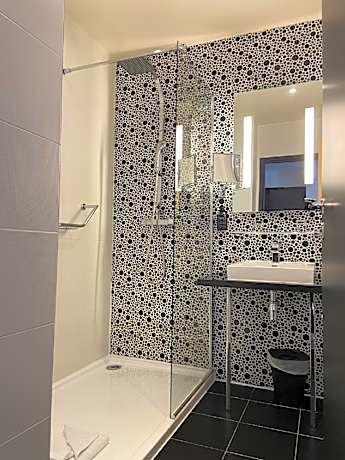 KYRIAD PRESTIGE CENTREDELMON