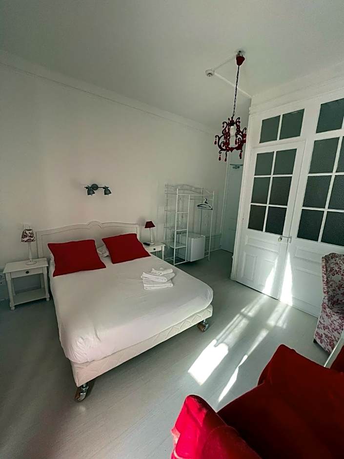 Authentic by Balladins, Hôtel Le Carré d'Aix