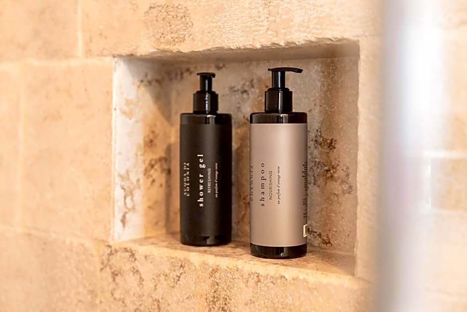 Antico Mondo Rooms & Suites