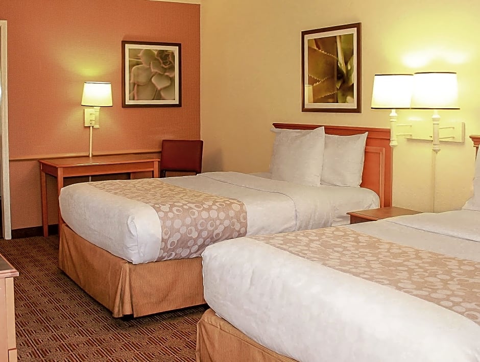 Econo Lodge – Lafayette, LA