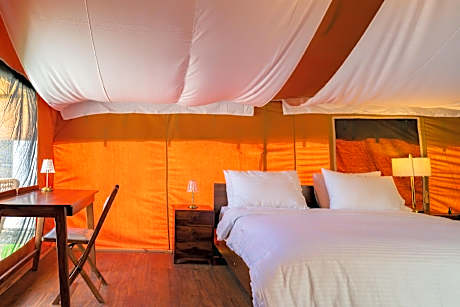 Merak Lodge & Camp