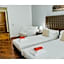 Lh Royal Suites Terrace
