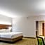 Holiday Inn Express & Suites Russellville By IHG