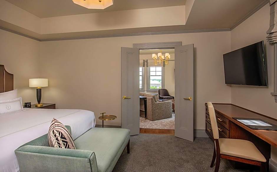 The Virginian Lynchburg, Curio Collection By Hilton