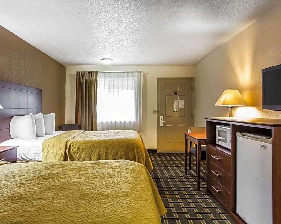 Quality Inn & Suites Morrow Atlanta South