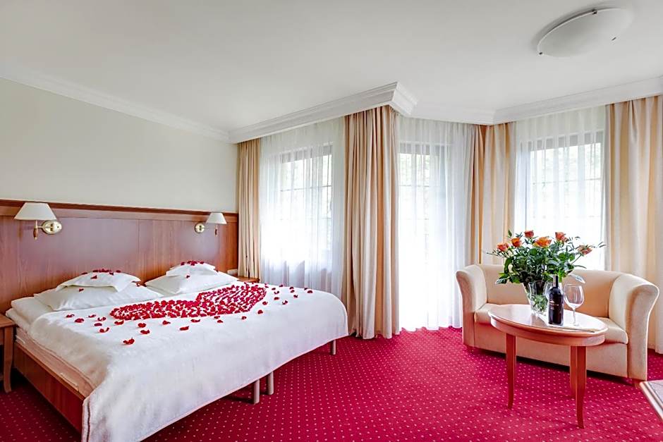 Hotel Konradówka Wellness & SPA - 300 metrów do centrum