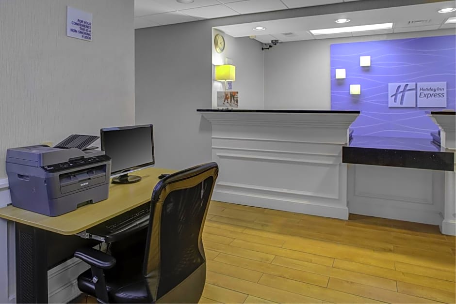 Holiday Inn Express - Chester, an IHG Hotel