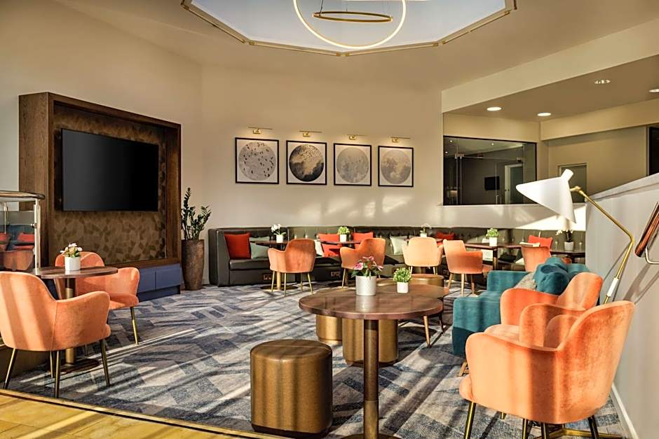 DoubleTree by Hilton Manchester Airport