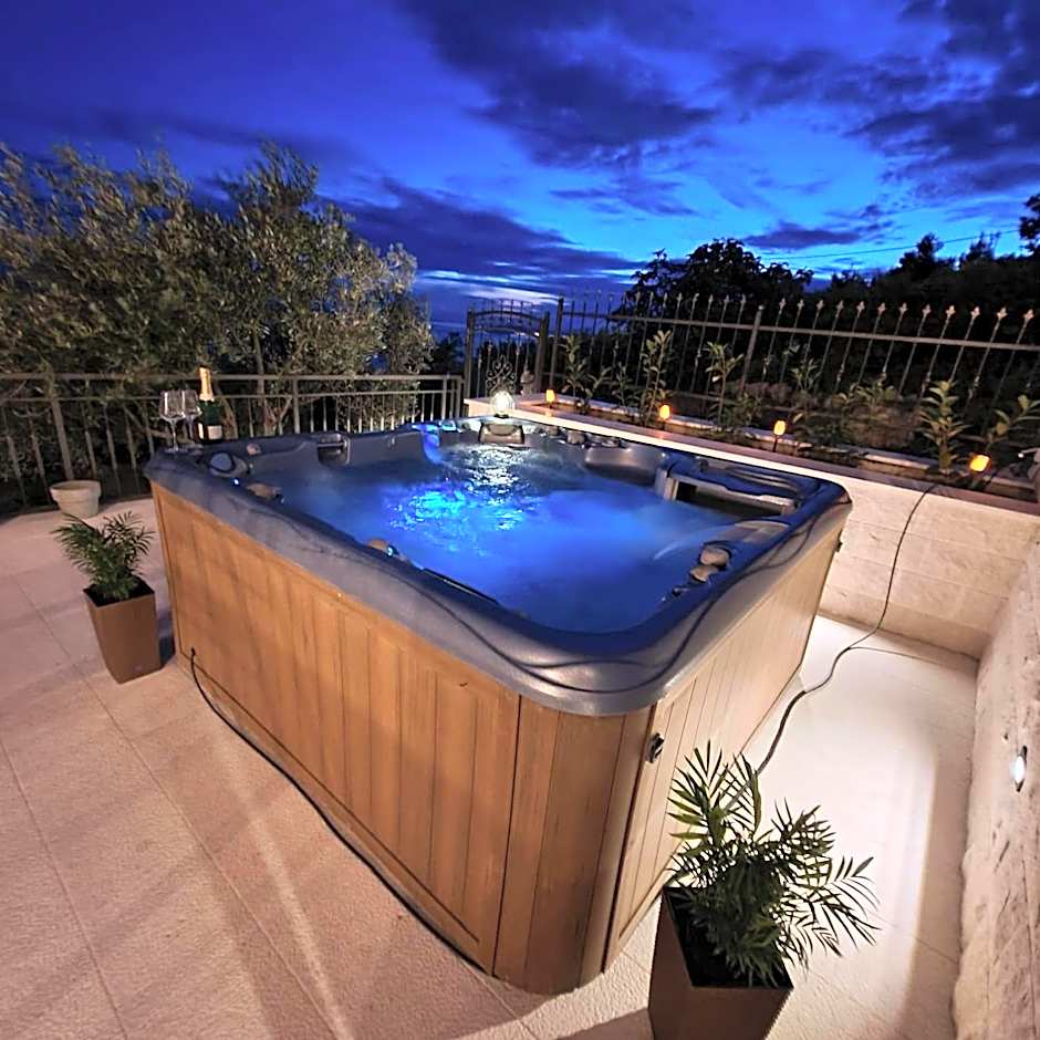 Sea view Luxury Apart Hotel Villa Conte with swiming pool and romantic SPA