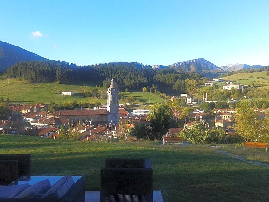 Hotel Torre Zumeltzegi