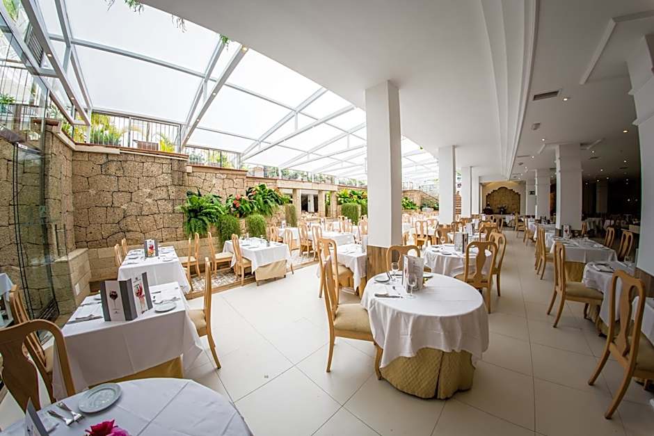 Apartamentos Parque del Sol