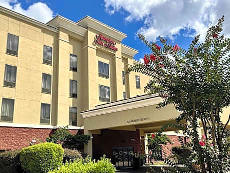Hampton Inn & Suites McComb