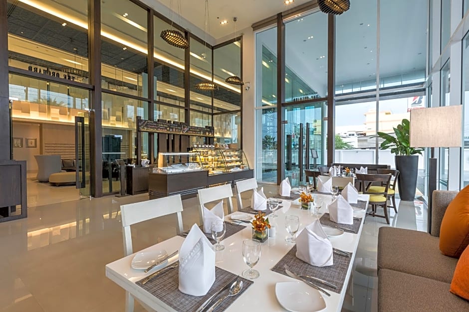 Kantary Hotel and Serviced Apartment Korat
