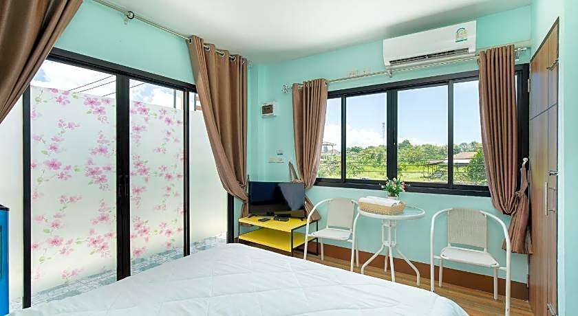 Brown Home Sattahip @ 19