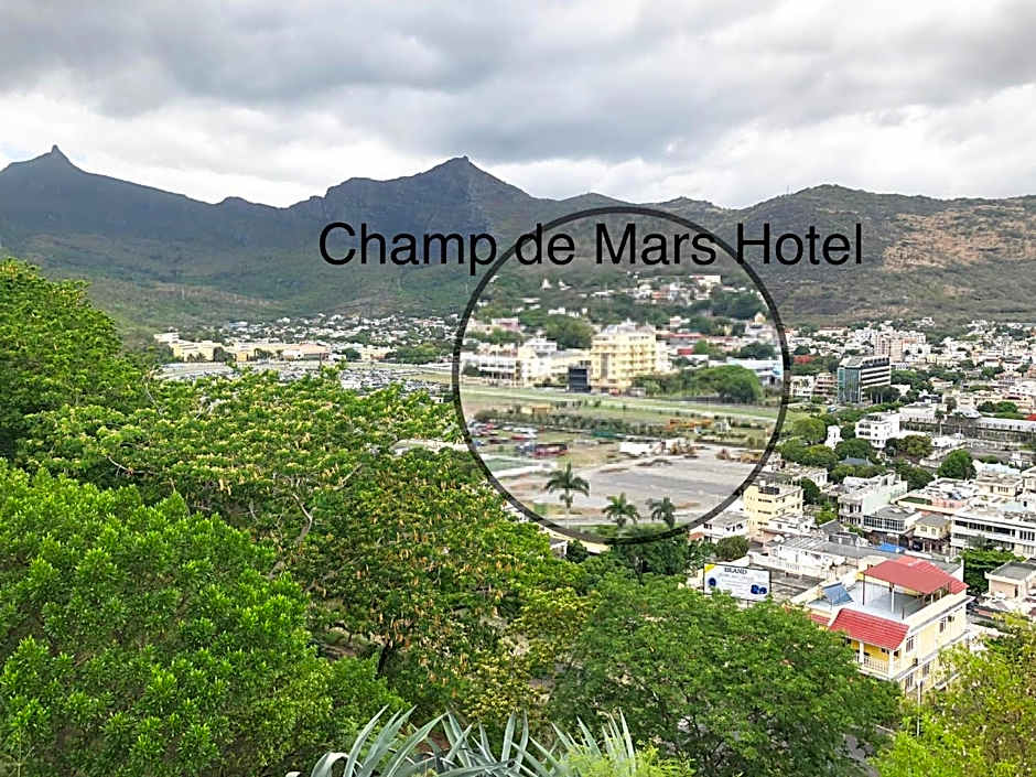 Champ de Mars B&B