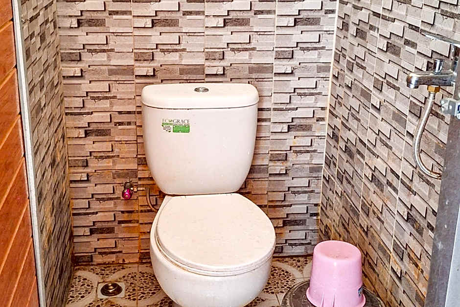 Urbanview Villa Kolopaking Kebumen by RedDoorz