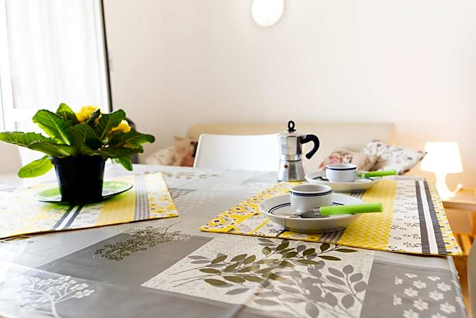 Loano Apartment Pool & Garden