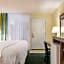 Days Inn & Suites by Wyndham Wildwood