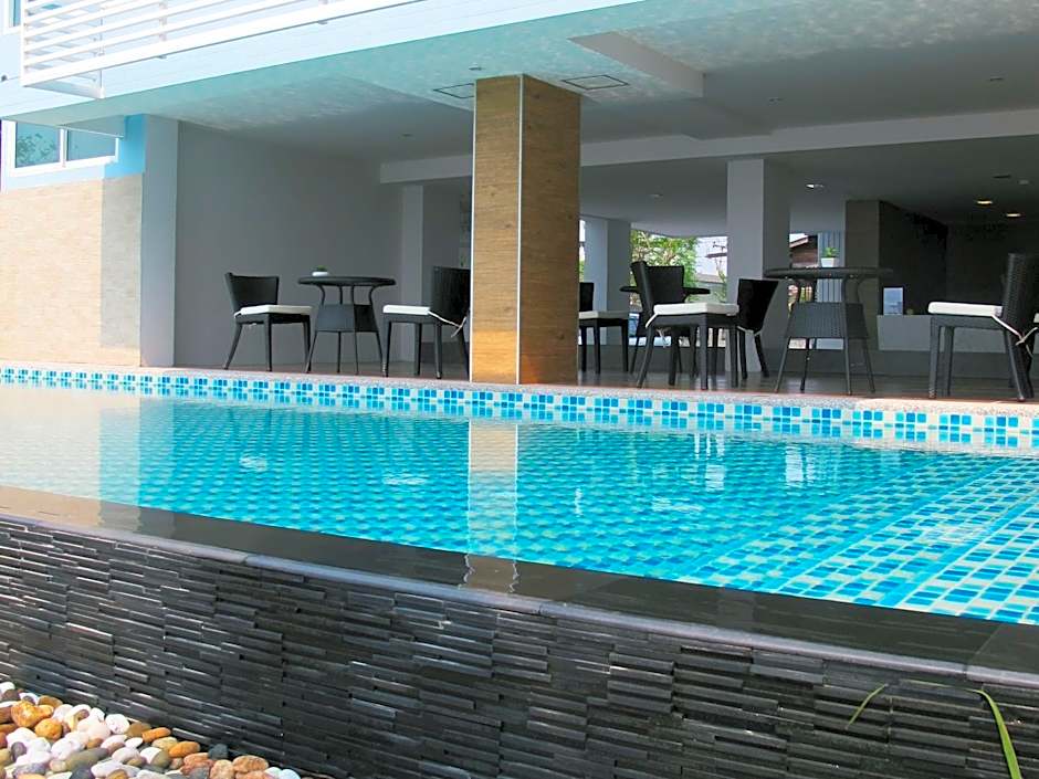 Nantra Pattaya Baan Ampoe Beach