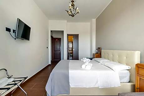Large Double Room