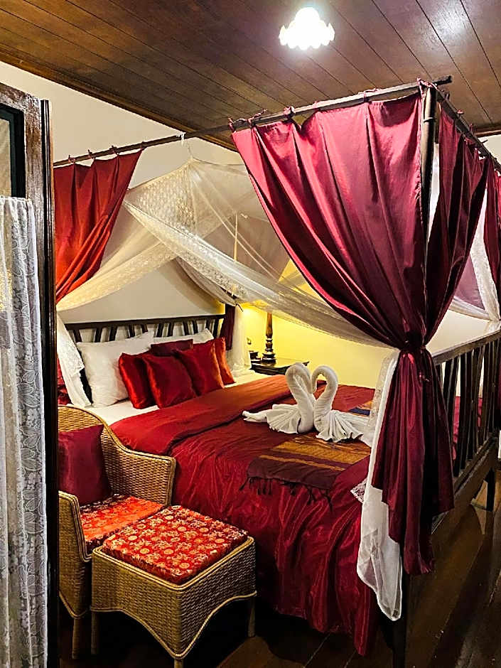 Tri Yaan Ros Colonial House – Chiang Mai, 