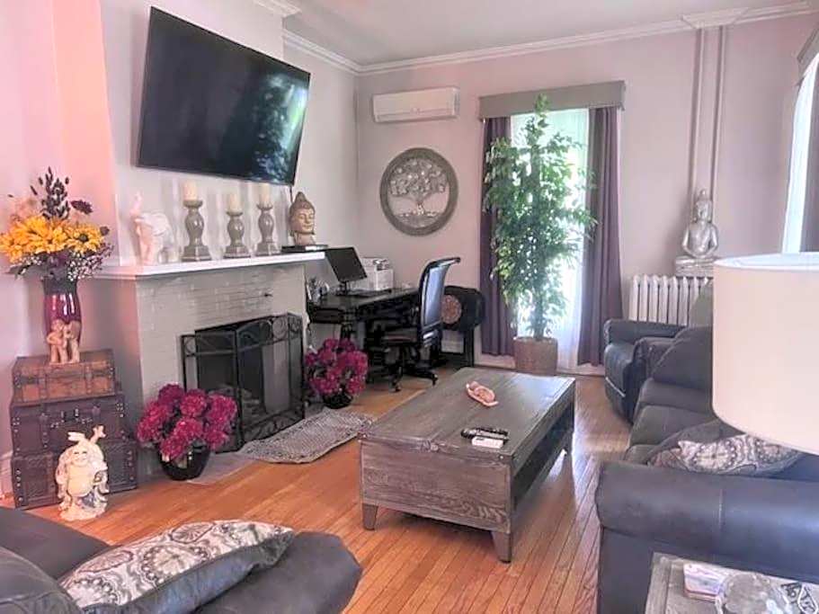 Niagara River Estate