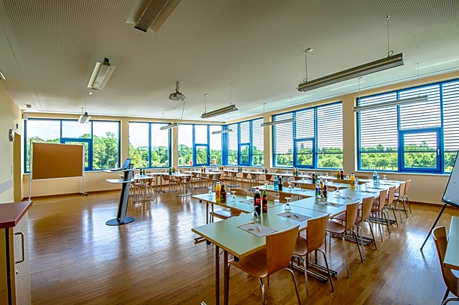JUFA Hotel im Brückenkopfpark - Jülich