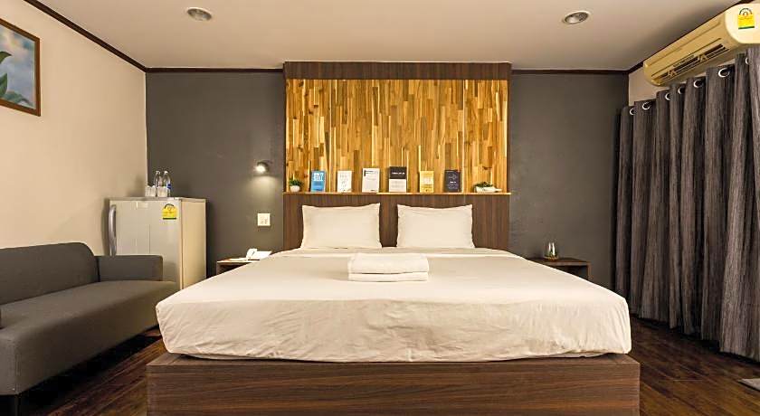 Phimai Paradise Hotel