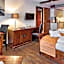 Riverside Hotel