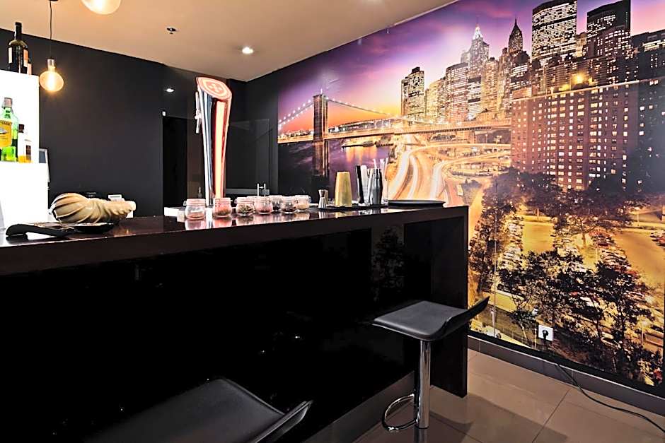 Golden Tulip São João da Madeira Hotel