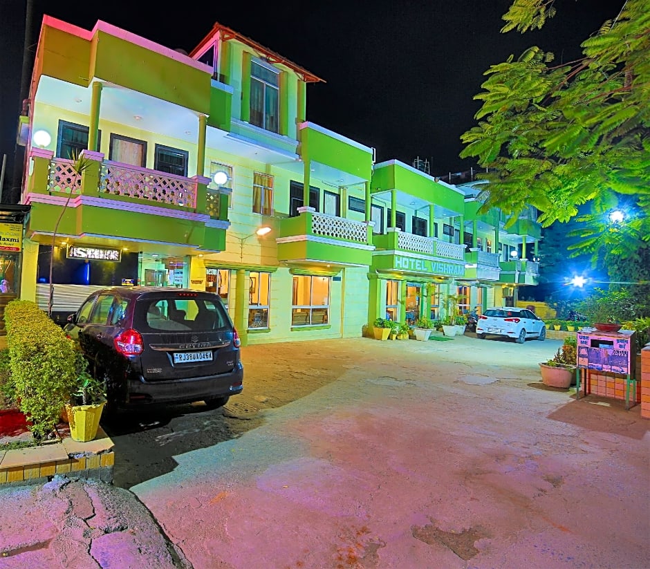 Hotel Vishram SAH
