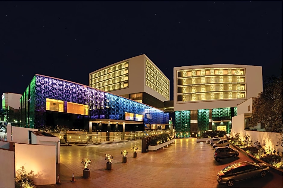 Orange Megastructure LLP 