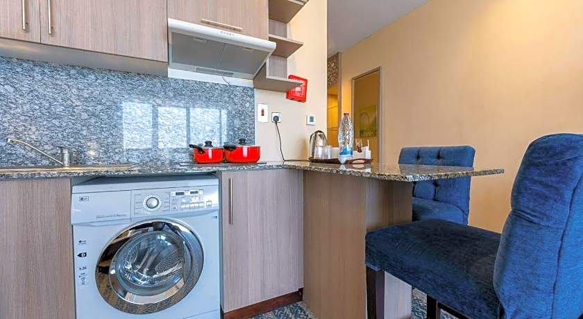 THE CASTLE PREMIUM HOTEL