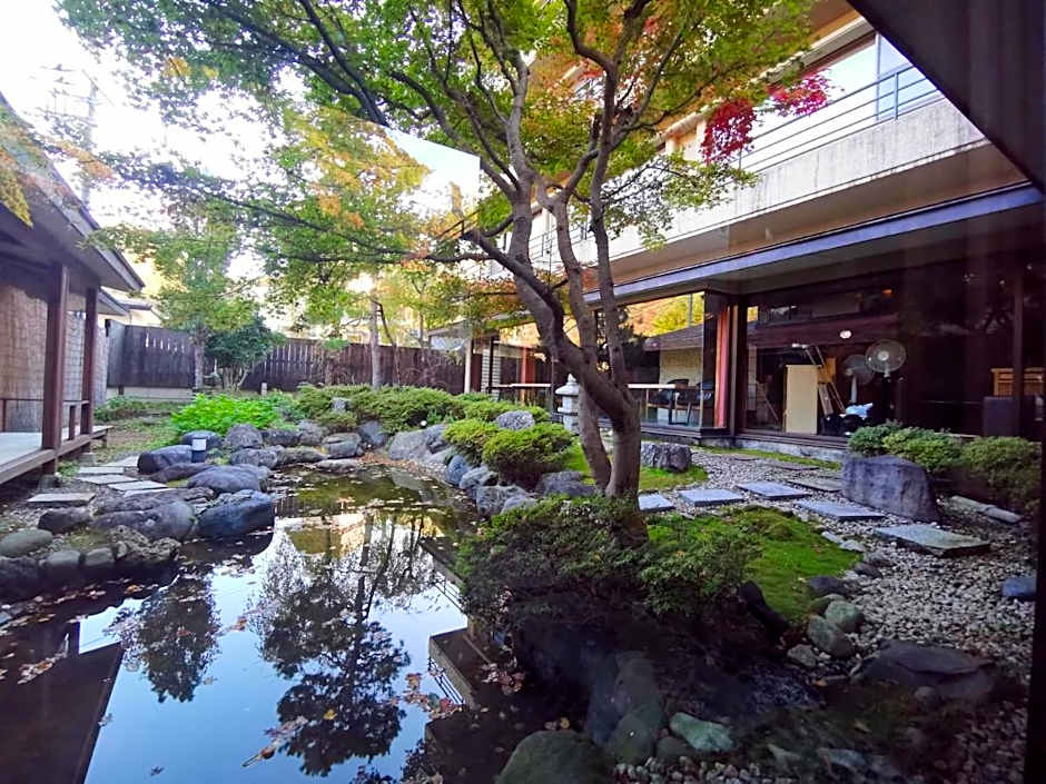 Sakahijiri Nikko