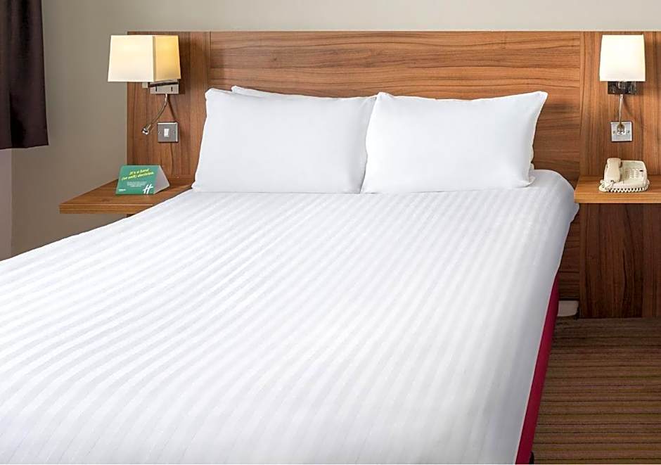 Holiday Inn Lincoln By IHG