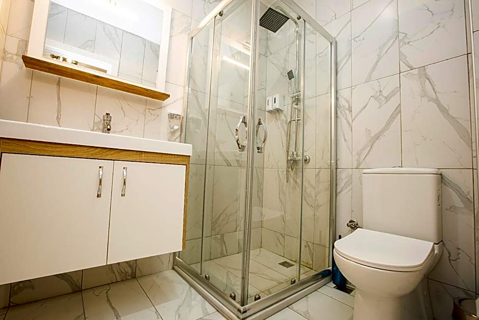 Taksim Leon’s Hotel