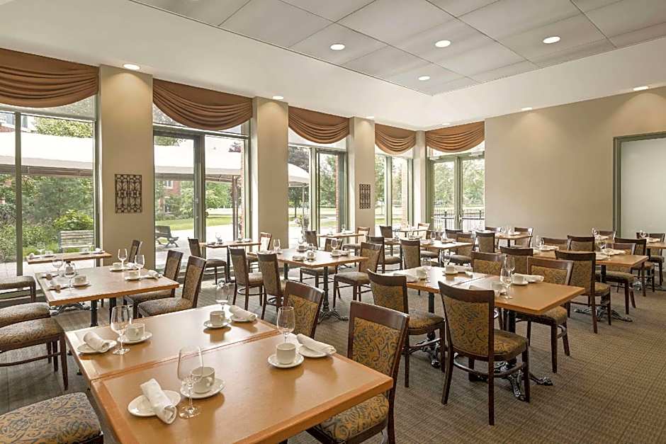 Spencer Hotel & Conference Centre