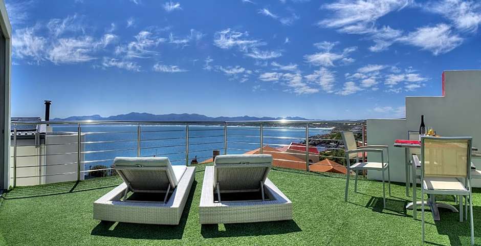 Sea Star Lodge