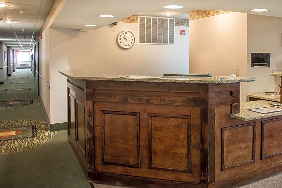 Quality Inn & Suites Loves Park near Rockford