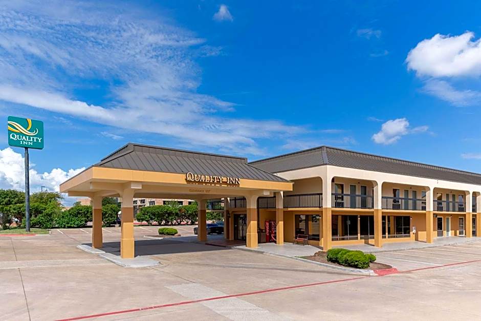Quality Inn At Arlington Highlands