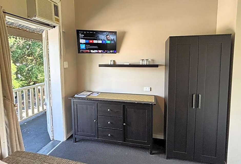 Grand Hotel Mount Morgan