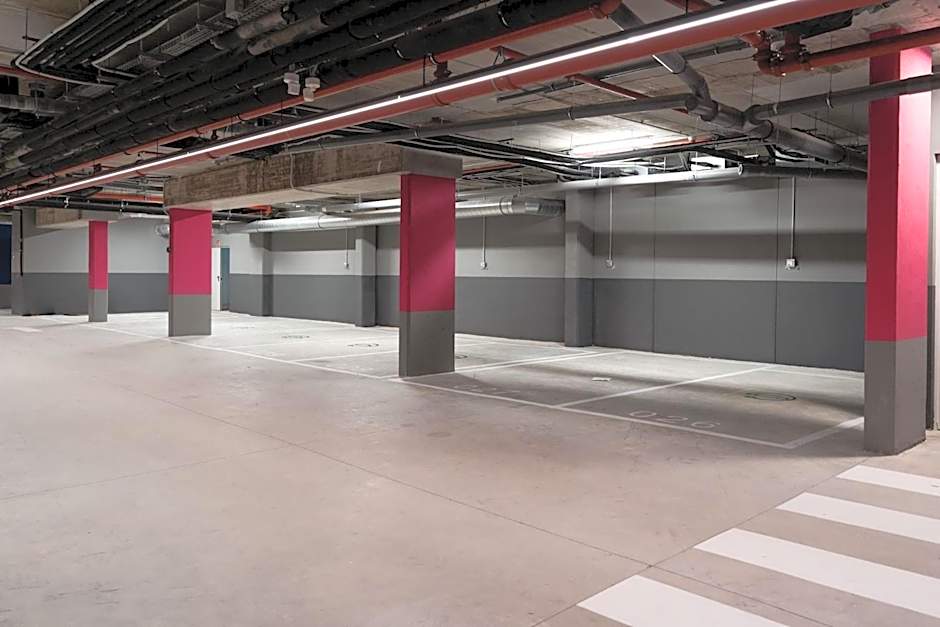 Student Experience Madrid Pozuelo - Luxury Hostel