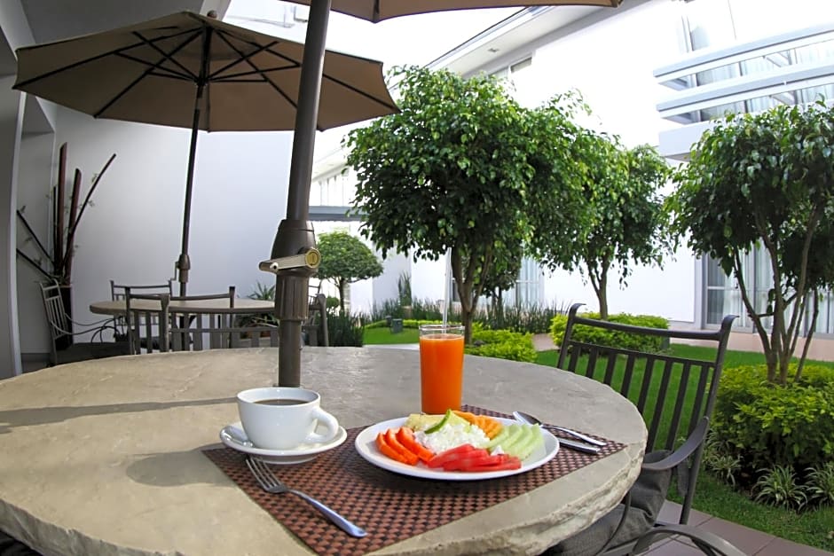 Hotel Horizon & Convention Center